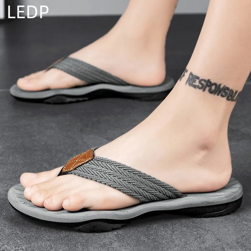 Black Slippers Casual EVA Flip Flops Wear-resistant Beach Shoes Fashion Breathable Versatile Comfortable Waterproof