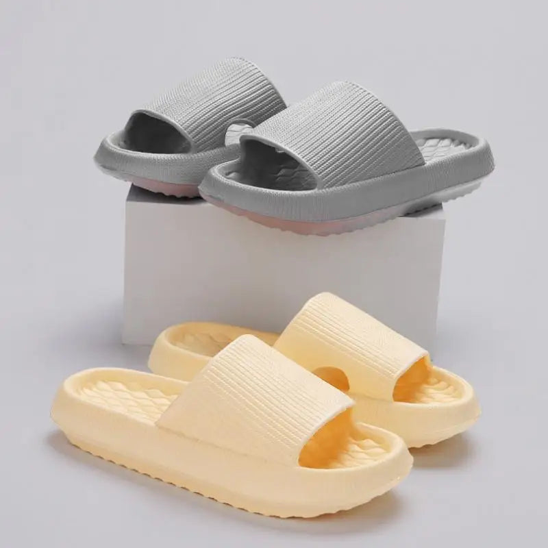 Green Thick Platform Cloud Slippers Eva Comfortable Non-Slip Home Slides Women Summer Lightweight Soft Sole Sandals Flip Flops