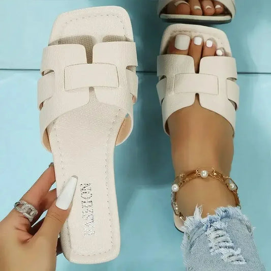 Beige Luxury Summer Slippers Women Flat Outdoor Trend Beach Sandals Female Flip Flops Brand Design Slides Shoes Woman